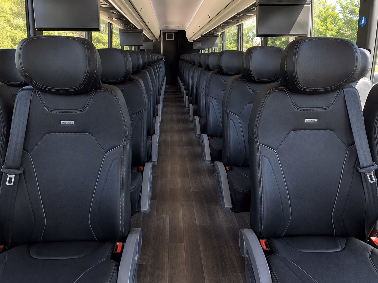 buses for mountain wedding venues near estes park and rocky mountain national park