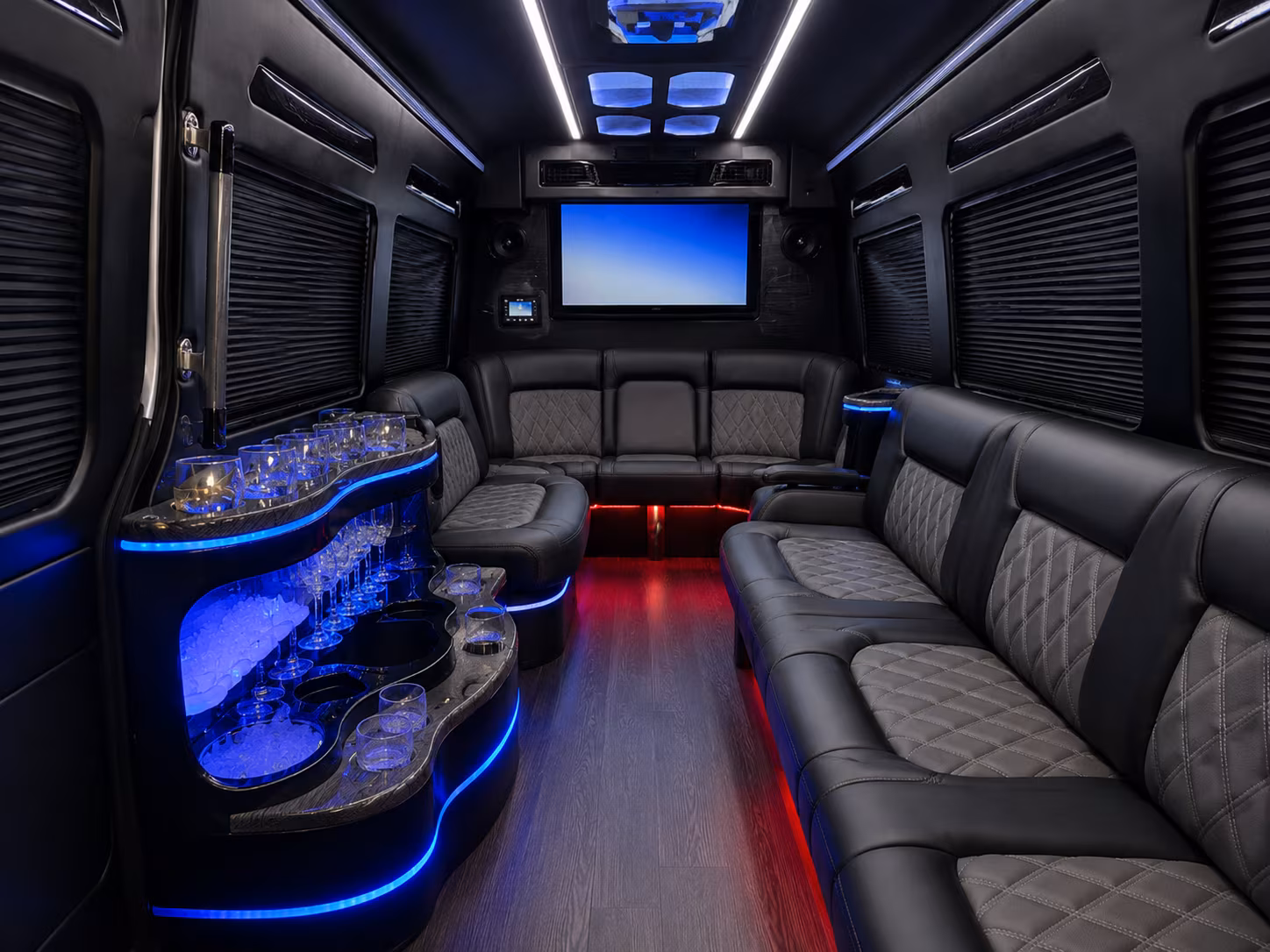 prom bus rentals for the run up to estes park